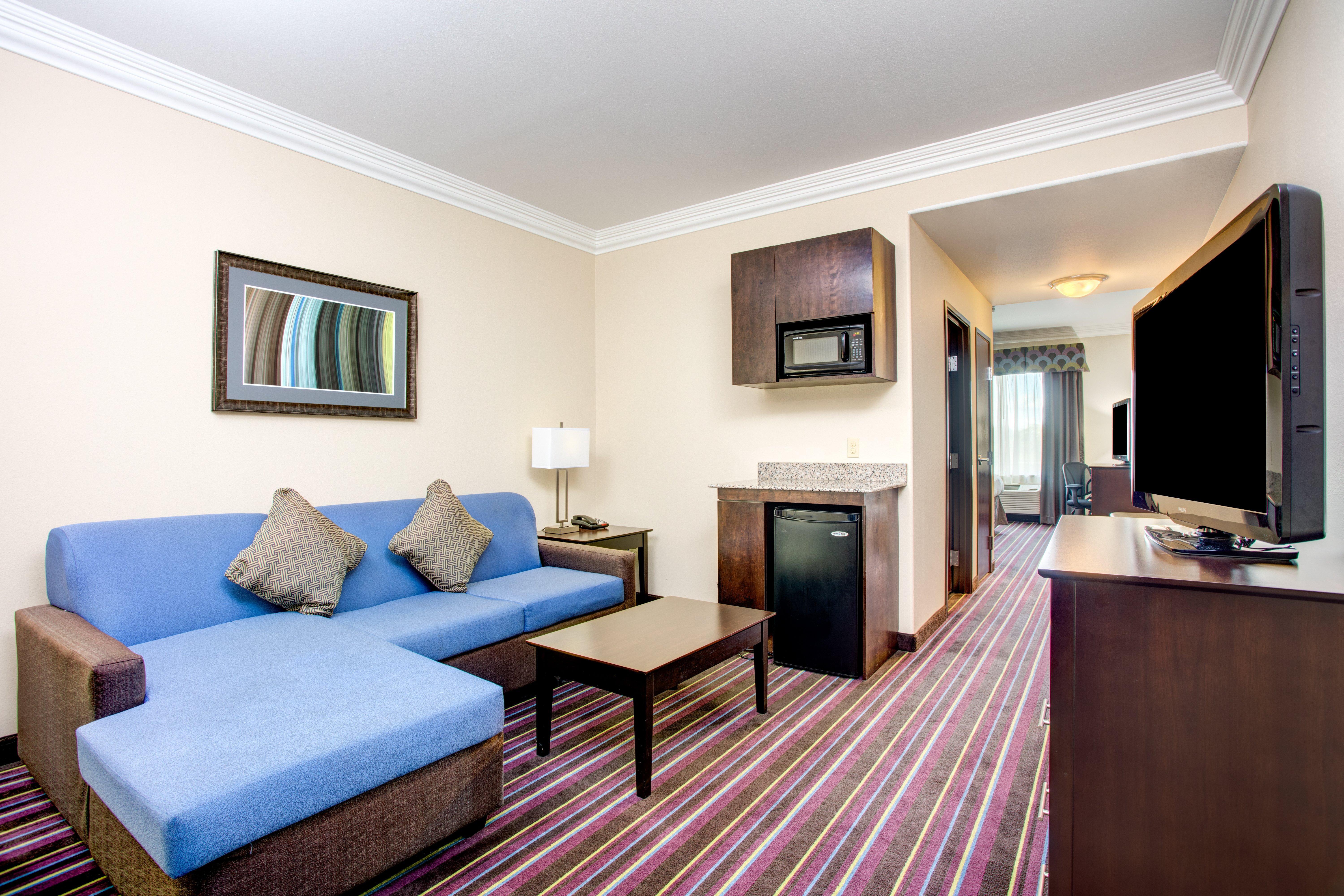 Holiday Inn Express & Suites Raceland - Highway 90 By Ihg Екстериор снимка